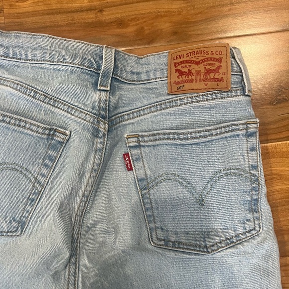Levi’s Light Blue Women's Jeans - Picture 5 of 7